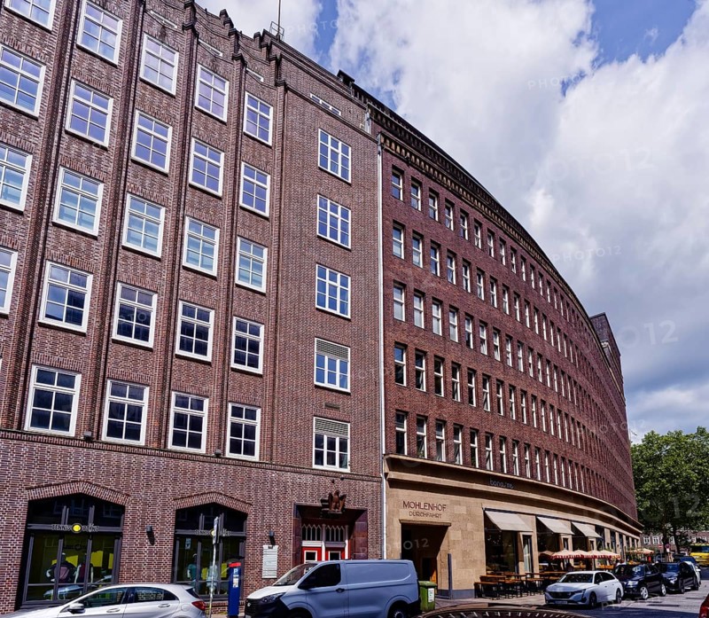 The Mohlenhof is one of the Kontorhaus office buildings that were built in Hamburg's city centre at the beginning of the 20th century. The Kontorhaus district was listed as a UNESCO World Heritage Site in 2015. Hamburg, Germany