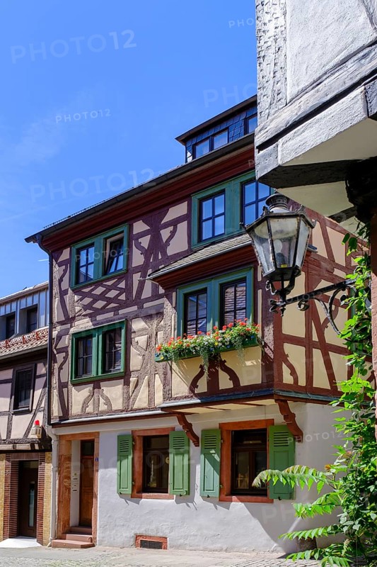 Half-timbered houses, alleys, Metzgergasse, Aschaffenburg am Main, Lower Franconia, Franconia, Germany