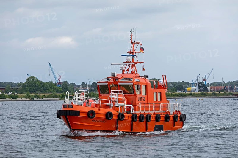 Pilot boat, Kiel Fjord, Kiel, Schleswig-Holstein, Germany