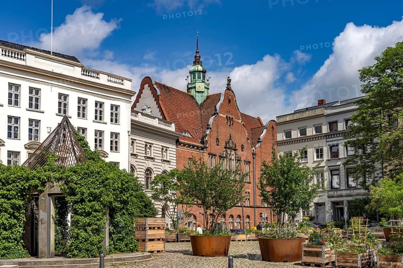 Flower boxes on Geibelplatz and the Ernestinenschule in the Hanseatic city of LÃ¼beck, Schleswig-Holstein, Germany