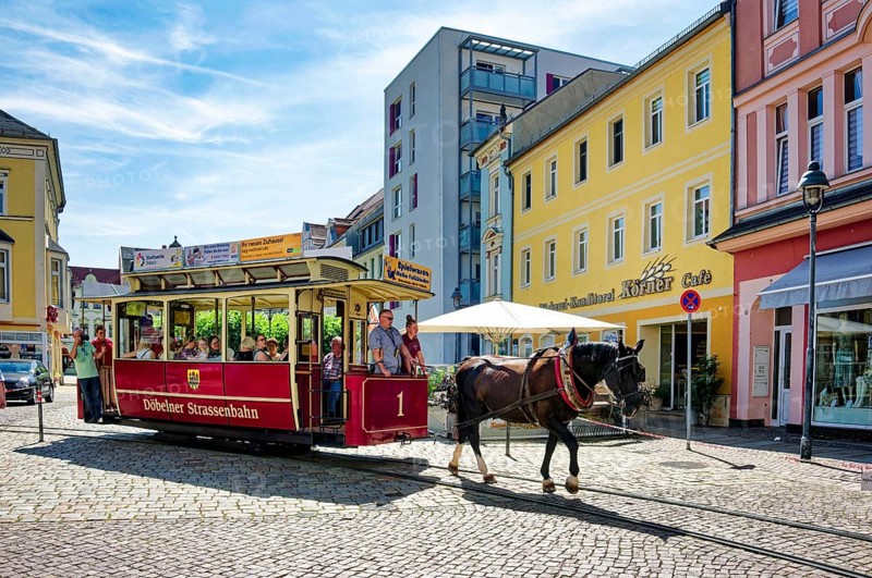 Döbeln tram, historic horse-drawn tram at Döbelner Untermarkt, rail transport, public transport, tradition, traditional association, museum, museum railway, Döbeln, Saxony, Germany