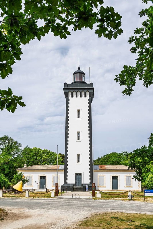 Lighthouse Phare de Grave, Pointe de Grave, Le Verdon-sur-Mer, Nouvelle-Aquitaine, Gironde Estuary, France