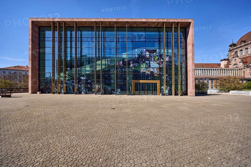 Nuremberg State Theatre, Schauspielhaus Nuremberg, architect Jörg Friedrich, modern architecture, glass faÃ§ade, blue sky, cloudless, Richard-Wagner-Platz, Nuremberg, Middle Franconia, independent city, Bavaria, Germany