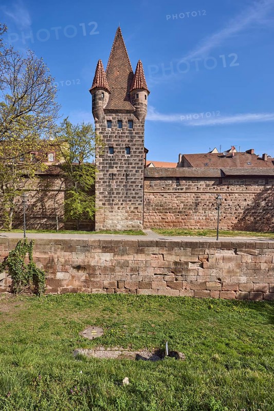 Old town, city fortification, Zwinger, city wall, historical buildings, tower, trees, meadow, blue sky, cirrostratus clouds, Frauentor wall, Spittlertorzwinger, Nuremberg, Middle Franconia, independent city, Bavaria, Germany