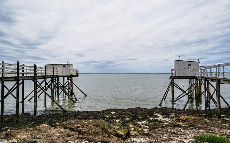 Fishing huts over Randonnee entre Histoire et Nature from a drone, Fouras, Fouras-les-Bains, Charente-Maritime, Nouvelle-Aquitaine, France
