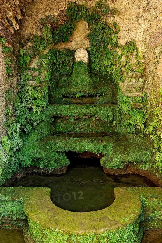 Fountain of the Nymphaeum, Renaissance garden of the Villa d'Este, water features, fountains, UNESCO World Heritage Site, Tivoli, metropolitan city of Rome, Lazio, Italy