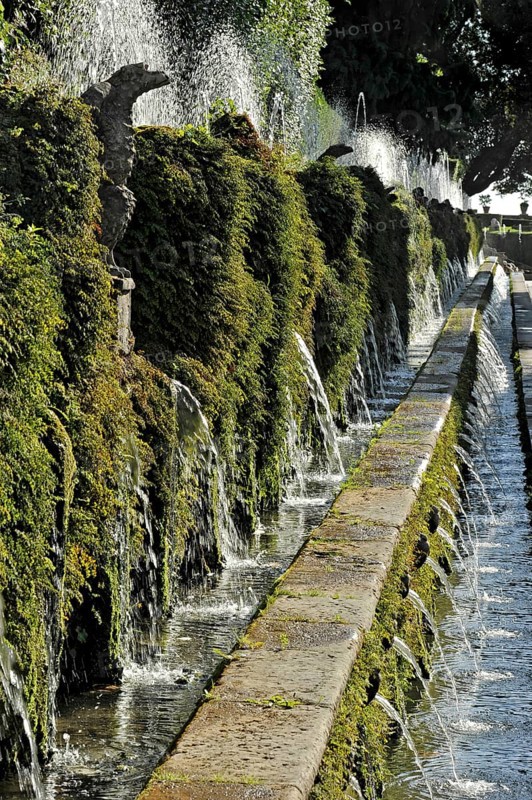 Avenue of a Hundred Fountains, Viale delle Cento Fontane, Renaissance garden of Villa d'Este, water features, fountains, UNESCO World Heritage Site, Tivoli, metropolitan city of Rome, Lazio, Italy