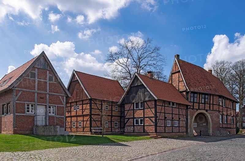 Hunnenpforte, the former gatehouse to Asbeck Abbey, Legden, Asbeck, MÃ¼nsterland, North Rhine-Westphalia, Germany