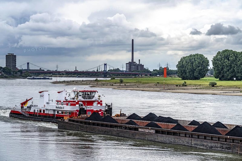 Cargo ship on the Rhine, push boat Herkules II, pushed convoy, with coal for the HKM coking plant in Duisburg, North Rhine-Westphalia, Germany