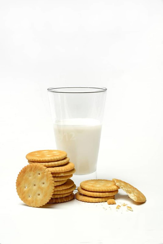 Cracker with a glass of milk