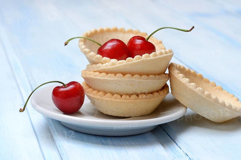Tartelette, pre-made tartlet base with cherries, sweet cherry