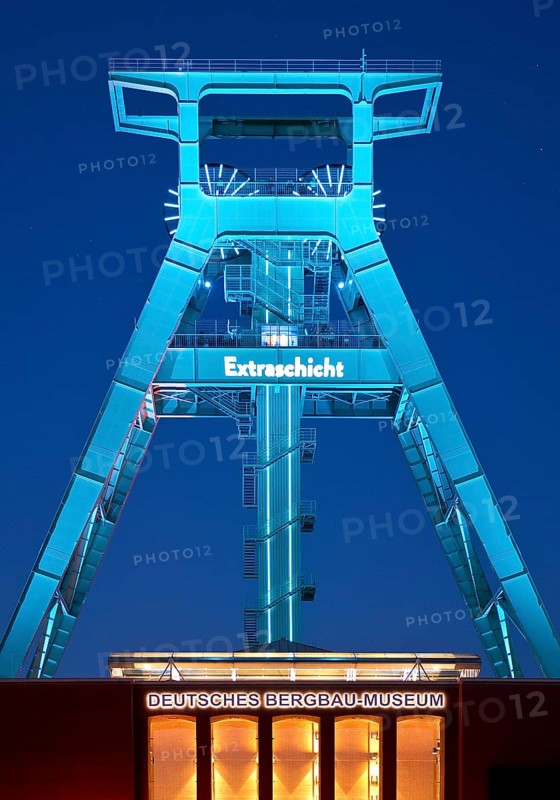 Illuminated headframe of the German Mining Museum at Extraschicht, Bochum, Ruhr area, North Rhine-Westphalia, Germany