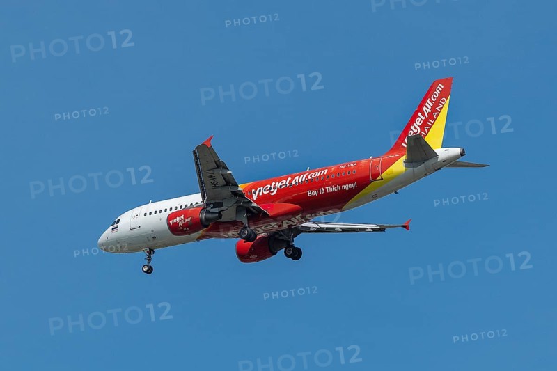 Aircraft VietJetAir Thailand, HS-VKA, Airbus A320-200