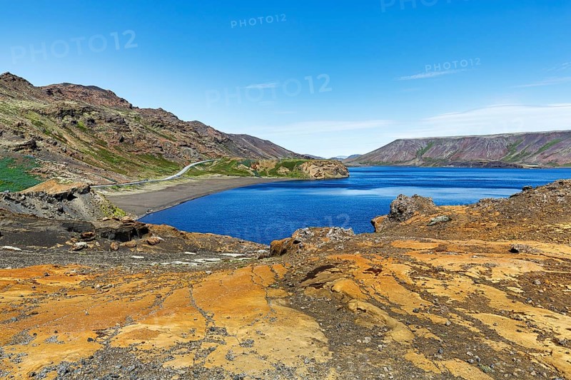 Kleifarvatn in barren volcanic landscape, lake, Sudurnes, Iceland