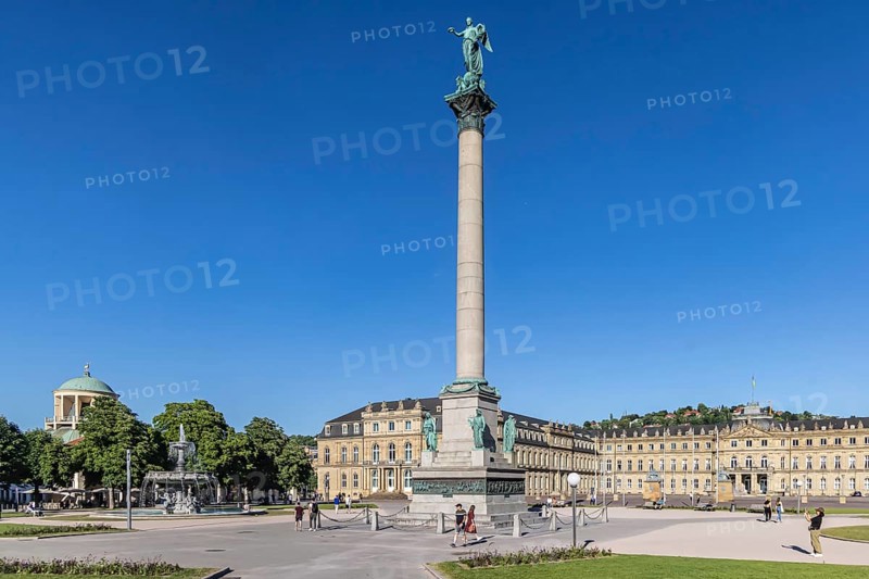 Schlossplatz Stuttgart with New Palace, Victory Column with the Roman goddess Concordia. Stuttgart, Baden-WÃ¼rttemberg, Germany