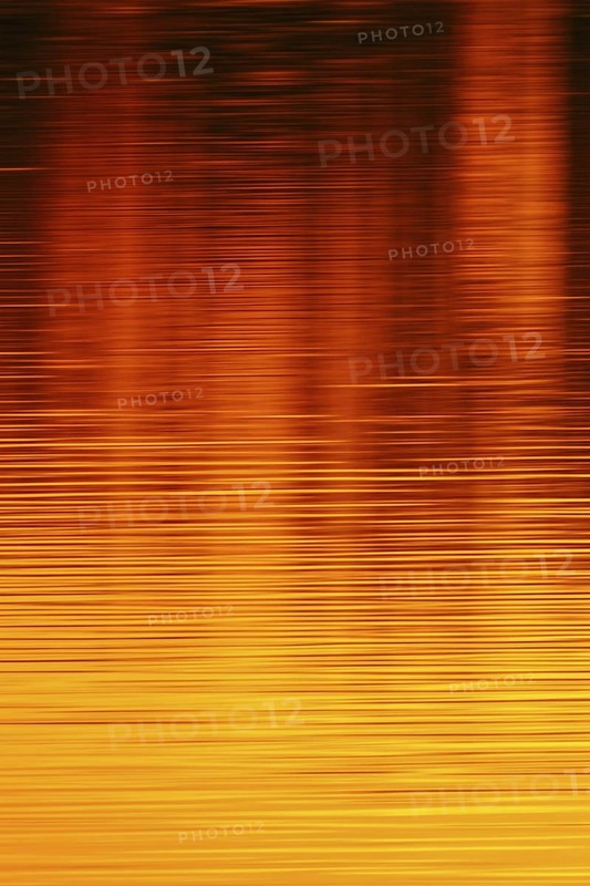 Colours of the sun... Sunset on the water (Lower Rhine, North Rhine-Westphalia), yellow red orange water reflection, reflection of the colours of the setting sun on a calm, only slightly moving water surface, local nature, Bislicher Insel, district Wesel, Rhineland, Lower Rhine, North Rhine-Westphalia, Germany, Western Europe