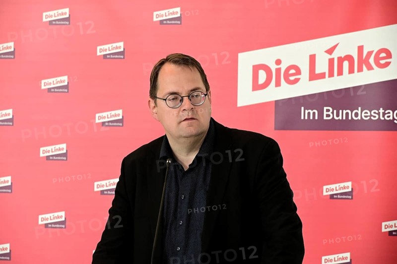 Sören Pellmann, Co-Chairman of the Left Party parliamentary group in the Bundestag, at the weekly press statement in front of the parliamentary group meeting room in the Reichstag building