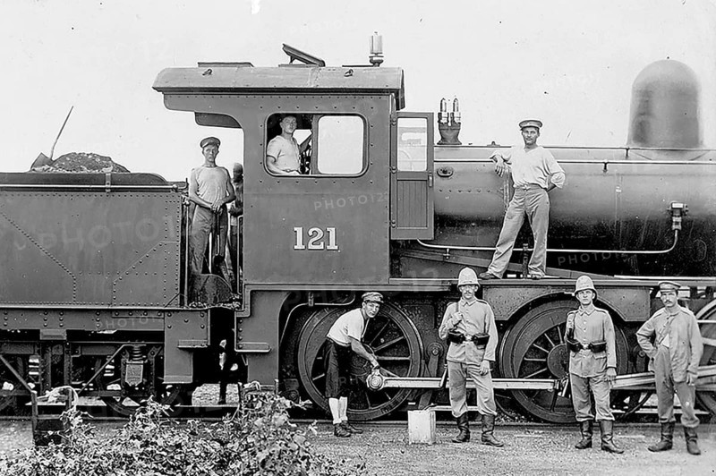 German soldiers in front of a train, China around 1900 Photograph around 1900 from the album of a German officer