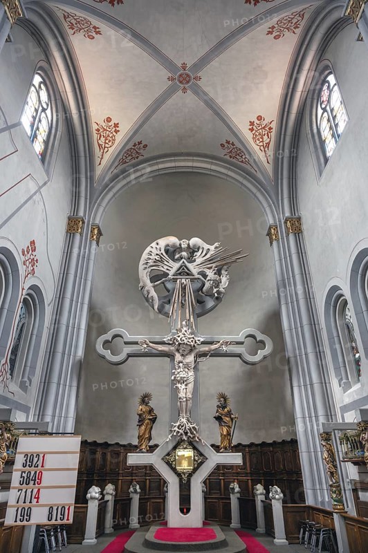 Altar room with the high altar crucifix, early 19th century, Parish Church of St Peter and Paul, KirchstraÃŸe 25, Telfs, Austria