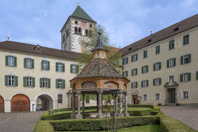 Miracle fountain, 1508, in the courtyard of the Neustift St Margarethen monastery, Vahrn, district of Bozen, South Tyrol, Italy