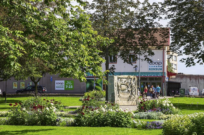 View of the local Coop Konsum from the picturesque town park of Lysekil (Lysekils stadsparken), BohuslÃ¤n, VÃ¤stra Götalands lÃ¤n, Sweden, Scandinavia, for editorial use only