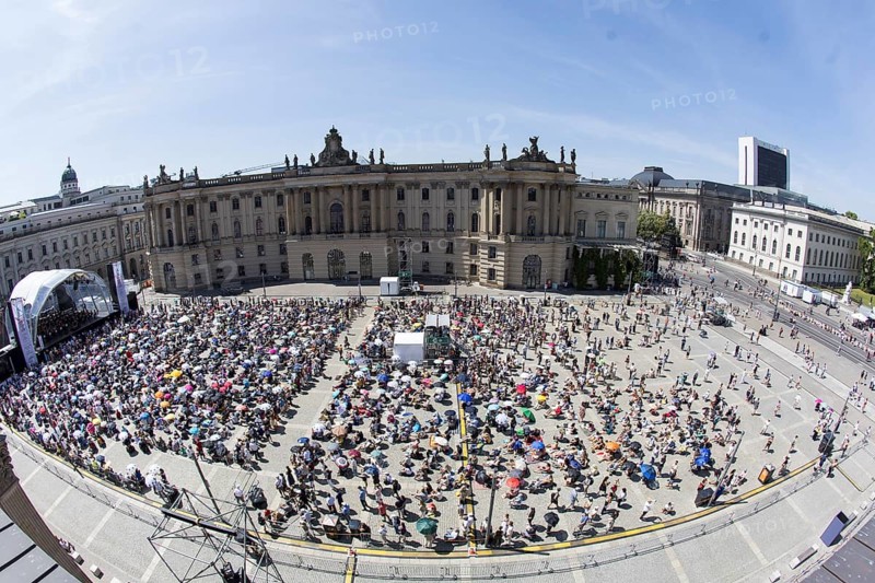 Staatsoper fÃ¼r alle, a free open-air concert with conductor Christian Thielemann and the Staatskapelle Berlin on Berlin's Bebelplatz, Berlin, 22 June 2025 Note: the photo was taken with a fisheye lens