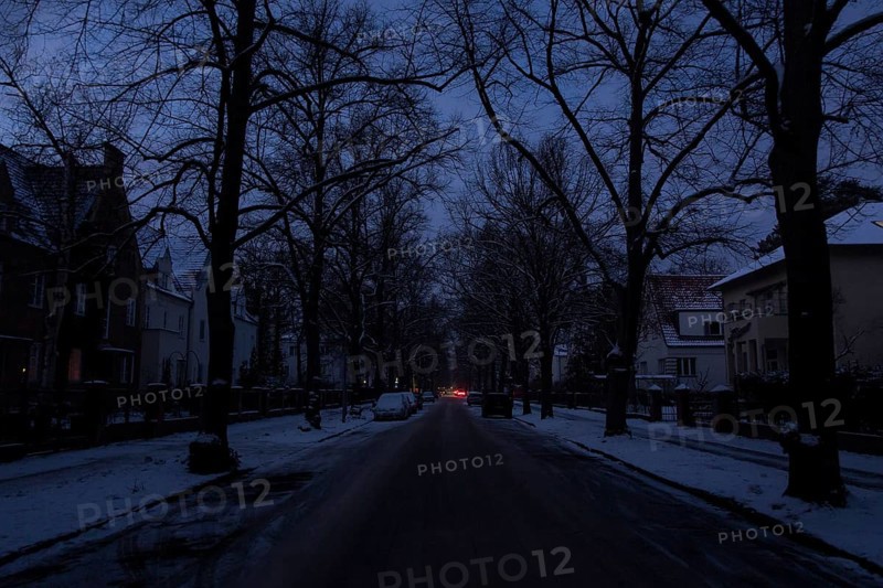 A dark and unlit street during a large-scale power outage in the Steglitz-Zehlendorf district, Berlin, 06.01.2026