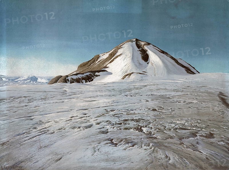 Gaußberg, Gaußberg, an extinct volcano on the coast of the Southern Ocean, Davissee, in Kaiser Wilhelm II Land in Antarctica, 1900, authentic reproduction of a school mural, historical, exact date unknown