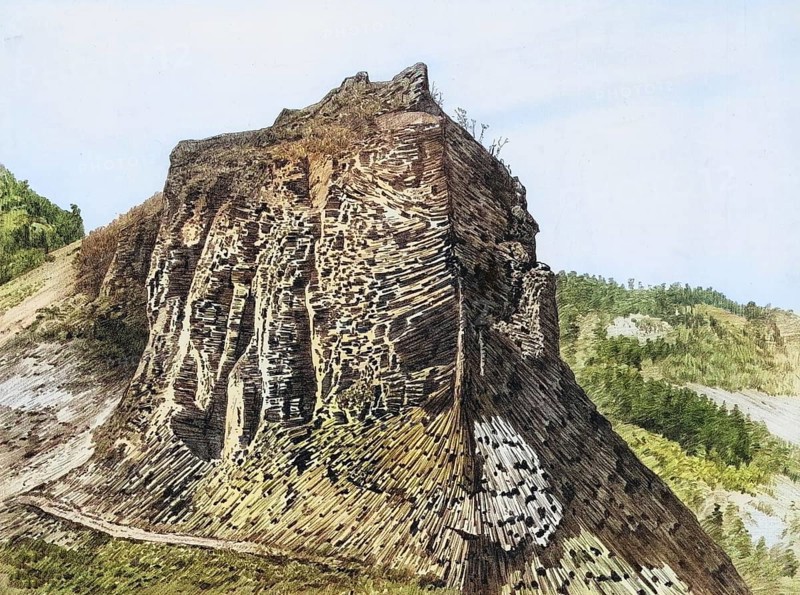 Column-shaped separation of basalt on the Verkoch near Ústi nad Labem, in Bohemia, Czech Republic, Czech Republic, authentic reproduction of a school mural, historical, around 1900