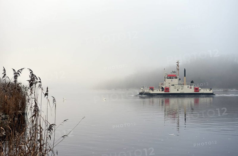 HOCHDONN ferry sails in fog in the Kiel Canal, NOK, Kiel Canal, Kiel Canal, Schleswig-Holstein, Germany