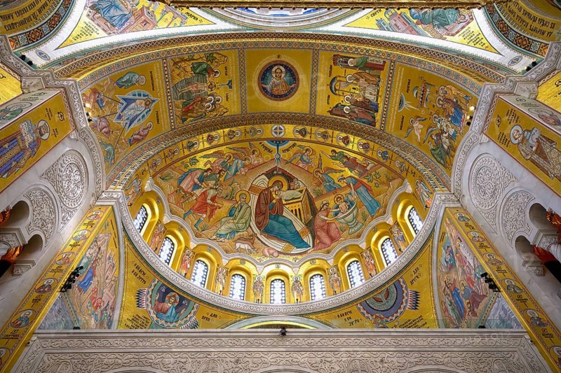 Church of Saint Sava or Temple of Saint Sava orthodox church, Interior, Belgrade, Serbia