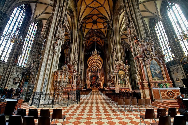 12th Century St. Stephen's Cathedral, Central nave, Vienna, Austria