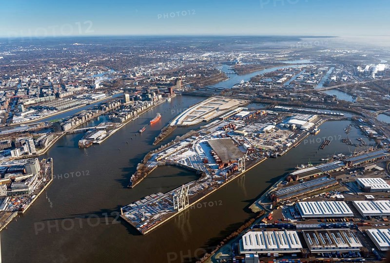 Kleiner Grassbrook, district, port area, jump across the Elbe, Elbbrücken, Hafencity, Veddel, museum harbour, new development area, car loading, shed, Elbtower, aerial view, urban development, urban development, Norderelbe