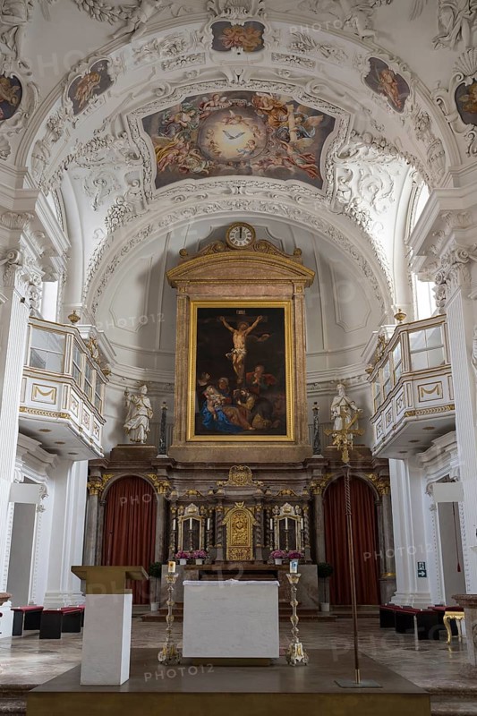 Altar and vaulted ceiling with frescoes, baroque, parish church of St. Quirinus, former monastery church, Tegernsee, Upper Bavaria, Germany