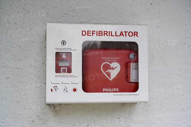 Defibrillator on a house wall, Gmund, Upper Bavaria, Bavaria, Germany