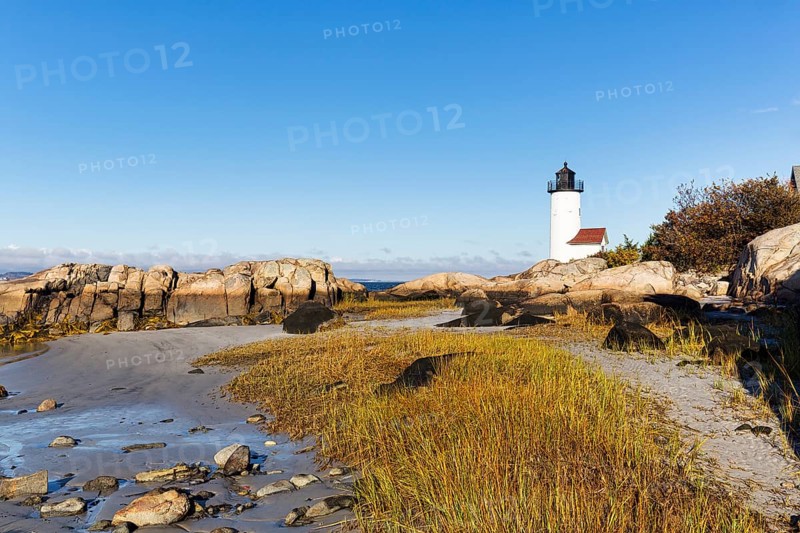 Annisquam Harbor lighthouse lighthouse, rocky coastline, historic Wigwam Point in Gloucester, Cape Ann, Massachusetts, Ipswich Bay, New England, USA