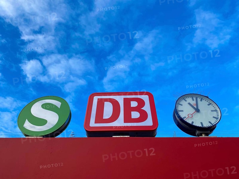Logo Deutsche Bahn, DB, S-Bahn, clock, sky, blue, Bad Cannstatt station, Stuttgart, Baden-Württemberg, Germany