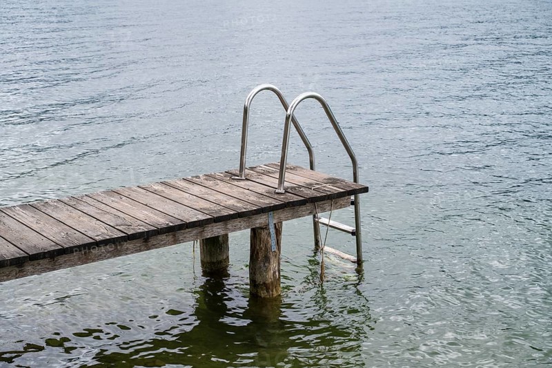 Badesteg am Ufer des Tegernsee, Upper Bavaria, Bavaria, Germany