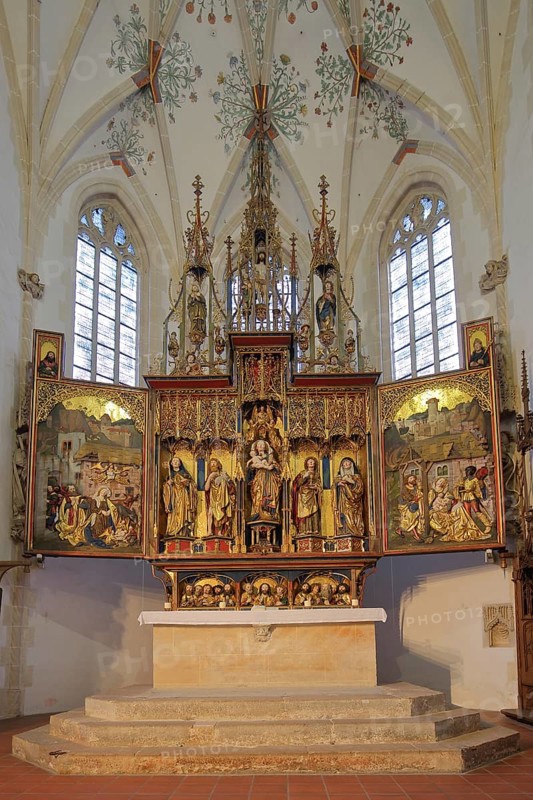 Late Gothic high altar by sculptor Jörg Syrlin the Younger of the Ulm School built in 1494, wood carvings, monastery church, interior view, winged altar, handicrafts, artwork, decorations, figurines, Benedictine monastery, Blaubeuren, Swabian Jura, Baden-Württemberg, Germany