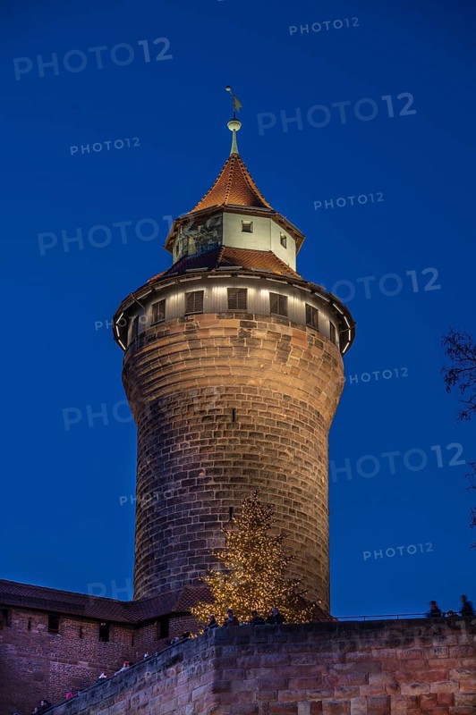 Historic Sinwell Tower, built in the 13th century, Kaiserburg, Nuremberg, Middle Franconia, Bavaria, Germany