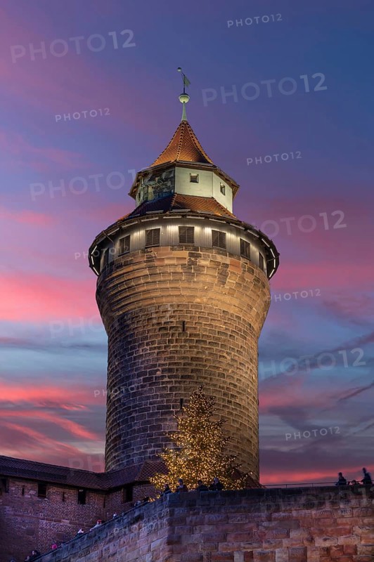 Historic Sinwell Tower, in the evening sky, built in the 13th century, Kaiserburg, Nuremberg, Middle Franconia, Bavaria, Germany