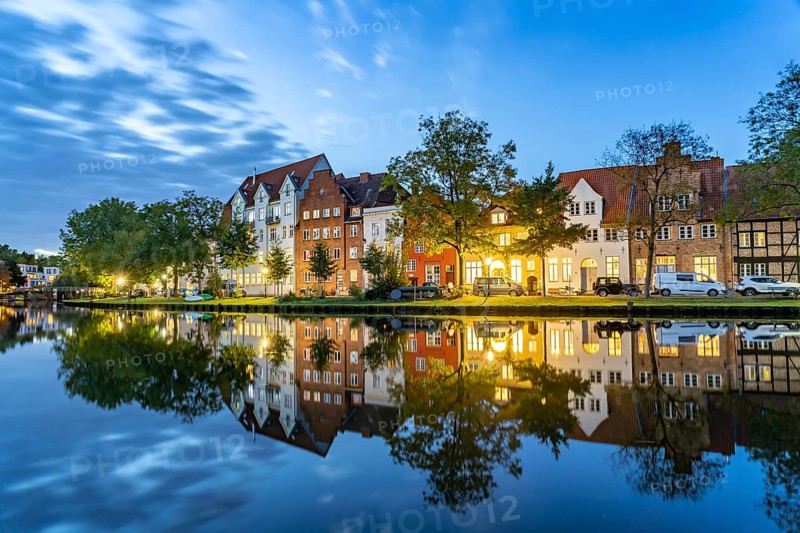 Lübeck's old town and the river Trave at dusk, Lübeck, Schleswig-Holstein, Germany