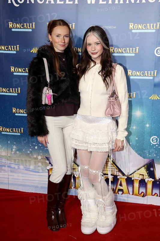 Doreen Pichler and Nadine Breaty, Premiere Roncalli Christmas Circus, Tempodrom, Berlin 19.12.2025