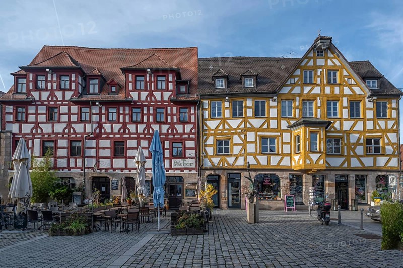 Market square with historic half-timbered houses, 17th and 18th century, market square, Fürth, Middle Franconia, Bavaria, Germany