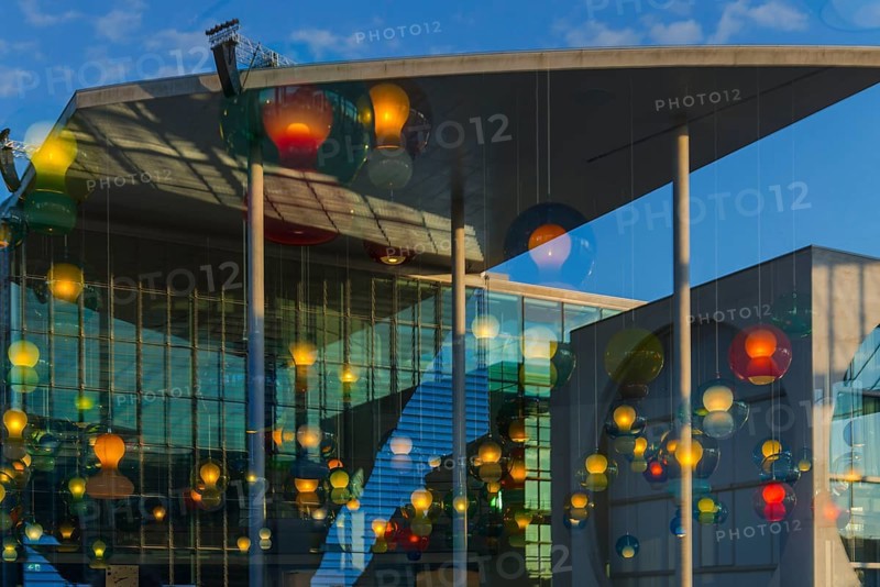 Artistic lamp installation with window reflection of the Marie-Elisabeth-Lüders House, art, abstract, government district, Berlin