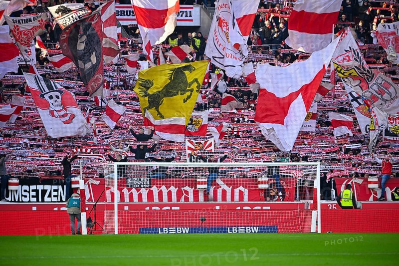 Cannstatter Kurve, VfB Stuttgart, fan block, fans, fan curve, flags, atmosphere, atmospheric, MHPArena, MHP Arena Stuttgart, Baden-Württemberg, Germany