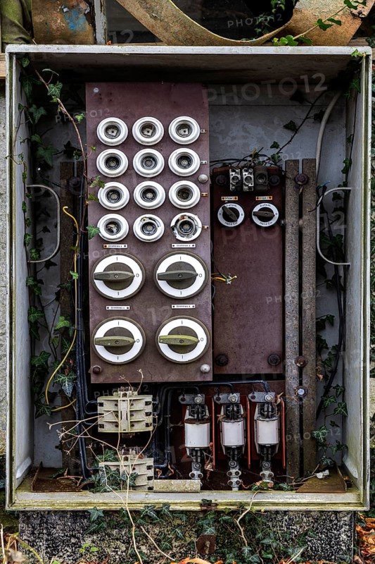 Old power box, dilapidated plant of a former agricultural production cooperative of the former GDR, LPG, Lost Place, Müggenburg, Fischland-Darß-Zingst, Western Pomerania Lagoon Area National Park, Mecklenburg-Western Pomerania, Germany