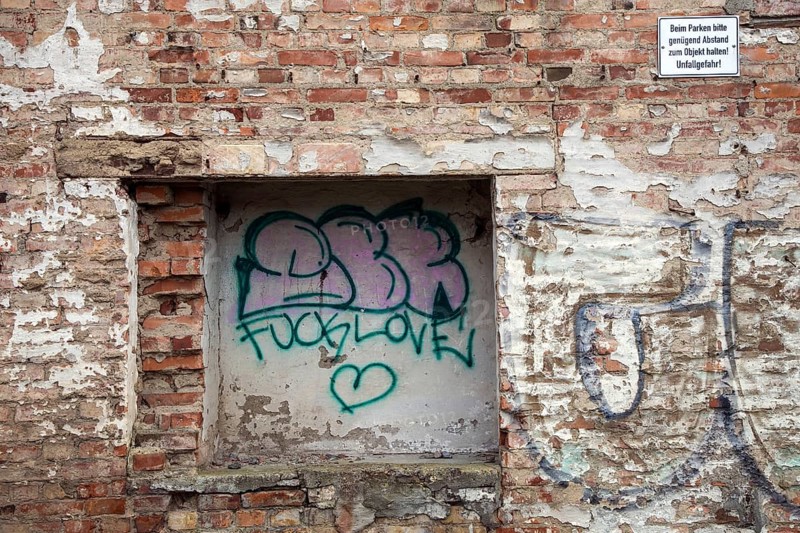 Ruined brick wall with gravity, Hanseatic City of Stralsund, Baltic Sea, Mecklenburg-Western Pomerania, East Germany, Germany