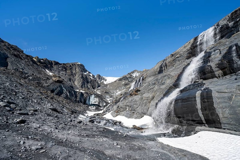 Glacier Ice and Waterfall, Worthington Glacier, Worthington Glacier State Recreational Site, Chugach Mountains, Alaska, USA