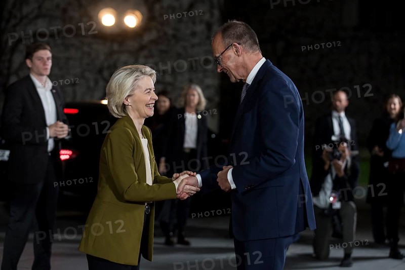Ursula von der Leyen (President of the European Commission) and Friedrich Merz (Chancellor of the Federal Republic of Germany) arriving at the Federal Chancellery. Following the bilateral meeting with Ukrainian President Zelenskyi, Federal Chancellor Merz will meet with other European heads of state and government as well as the heads of the EU and NATO. Berlin, 15 August 2025